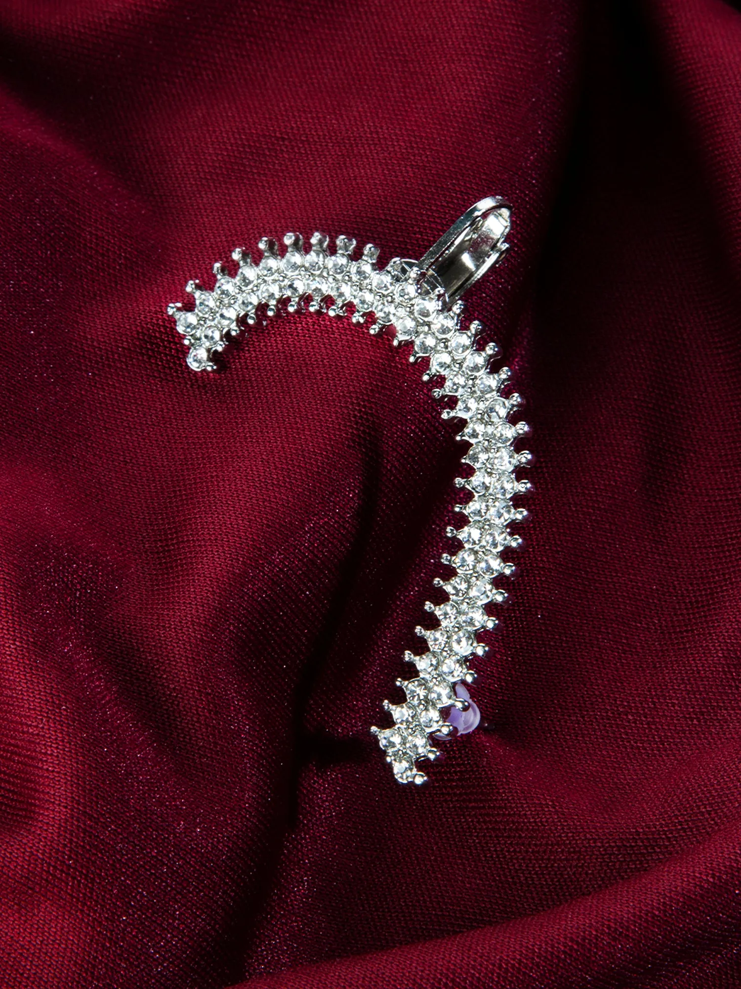 1 Pc Diamond Studded Ear Cuff