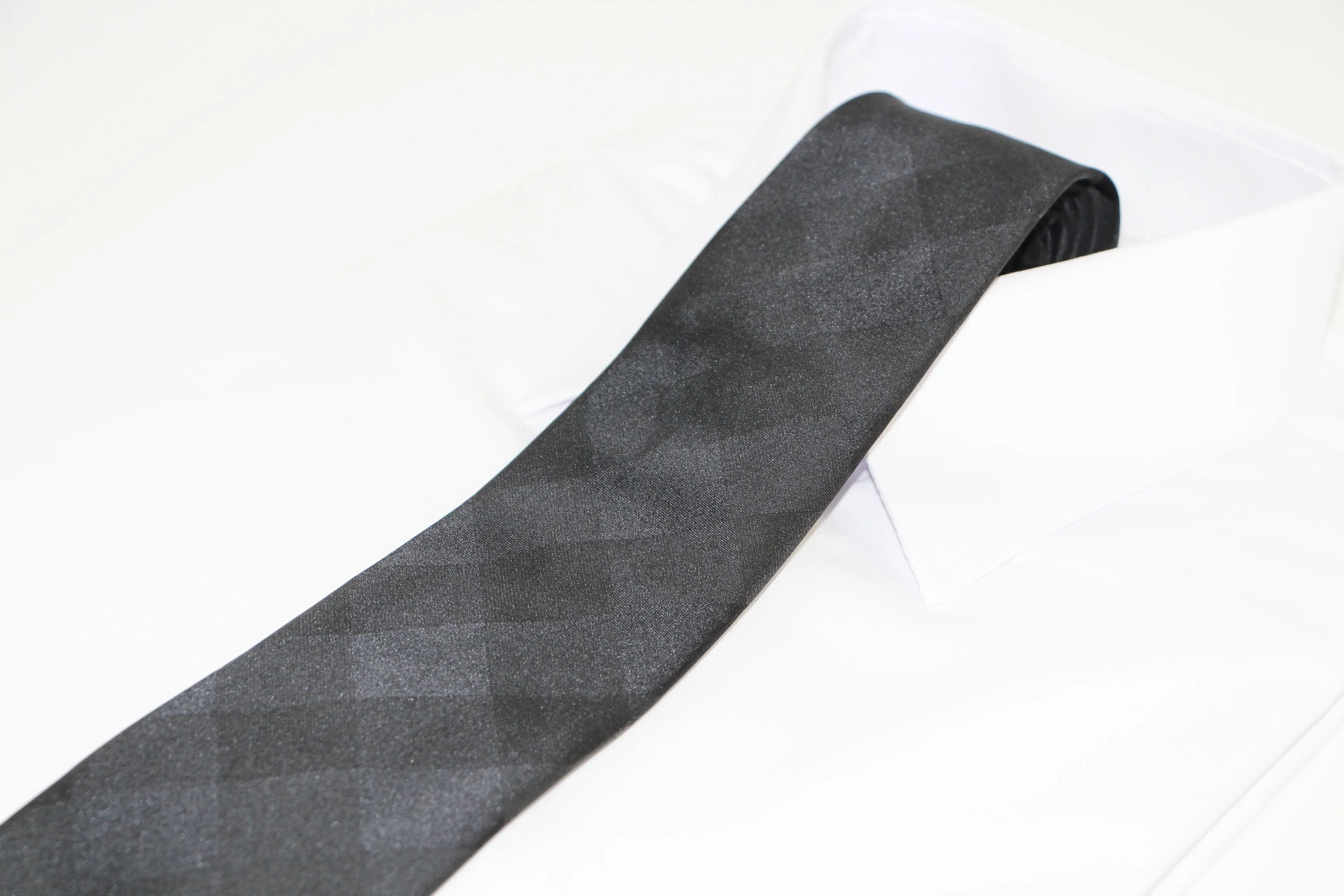 Mens Black Elegant Square Patterned 8cm Neck Tie